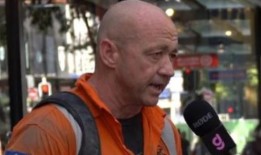 布里斯班的一名技工透露，他的工资只有六位数，这突显出澳大利亚的生活成本危机已经变得多么严重