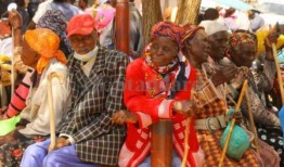 艰难的世界：让我们为老年骗子们想想