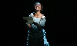 回顾原来的百老汇剧团的紫色