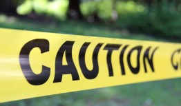 爱荷华高中校园枪击案造成多人受伤