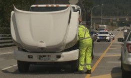 数据显示，去年卑诗省有数千辆商用车未能通过路边检查