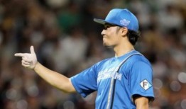 棒球：勇士队的伊藤裕美以9支安打绝杀老鹰队