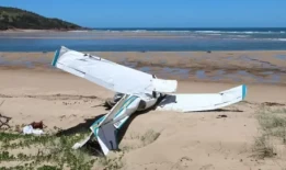 飞行员因坠机事故避免入狱，导致英国游客死亡