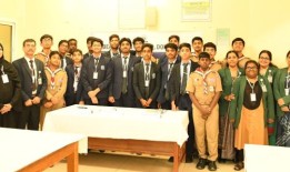 IIS举行学校议会选举