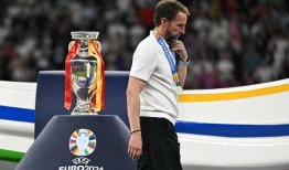 索斯盖特辞去英格兰队主教练一职