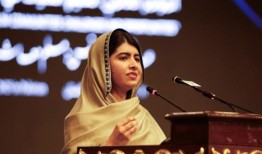 马拉拉·尤萨夫扎伊敦促穆斯林领导人支持性别种族隔离的法律推动