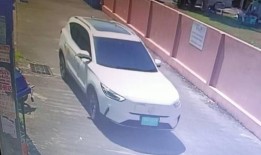 普吉岛出租车司机因骚扰学生被停职180天