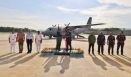 美国向马来西亚移交三架CN235海上侦察机