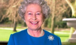 王室专家称，伊丽莎白女王死前“肯定没疯”