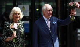 查理三世国王在与癌症作斗争期间恢复了公共事务