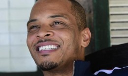 说唱歌手TI将退出现场表演