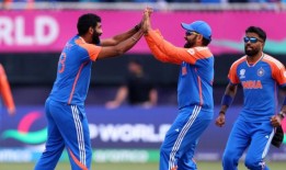 贾斯普里特·布姆拉(Jasprit Bumrah)将印度击出胜利，让巴基斯坦的T20世界杯处于生命维持状态