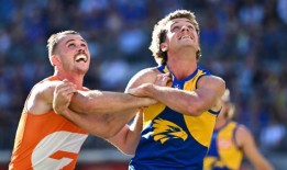 西海岸鹰队与哈里·巴尼特签署了一份为期两年的新合同，从而增加了未来的卡车库存