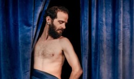 6月8日，托尼奖提名者威尔·布里尔接管了Playbill的Instagram，走进百老汇＜i＞立体声＜／i＞的两场演出日