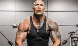 粉碎机器：巨石强森将在本尼·萨夫迪即将上映的电影中扮演标志性的综合格斗选手马克·科尔