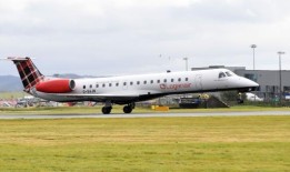 洛根航空猛烈抨击机场工作人员导致“45名乘客滞留”，航班混乱