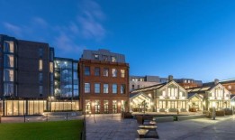 我在贝尔法斯特待了24小时，以相对较新的泰坦尼克号酒店为基地——以下是我的反应