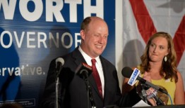 安斯沃斯声称“飙升的”艾滋病毒感染率“助长了耻辱……这滋生了不信任