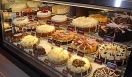 粉色让人开心：K&J的优雅糕点店推出了精致的甜点