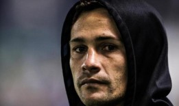 审查将使鲨鱼队的海因斯更强大：教练