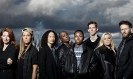 看看谁主演的西区转移奥利维尔赢得站在天空的边缘