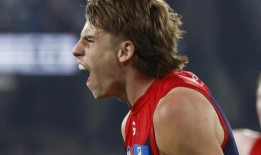 AFL 2024：墨尔本教练西蒙·古德温称赞进步的前锋