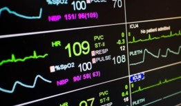 药物之外的母亲：医生说，对接触阿片类药物的婴儿进行常规治疗是没有必要的