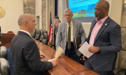 惠特迈尔：阿拉巴马州议员的“试行税”法案将让我们付出代价