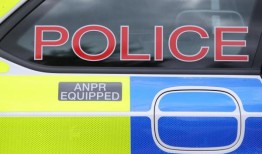 北爱尔兰发生校车撞车事故，四人被送往医院