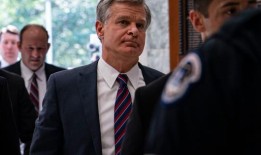 联邦调查局官员称，集会枪手的手机搜索过特朗普和拜登