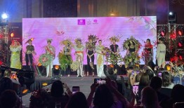 马卡蒂为妇女、儿童举办的慈善时尚活动