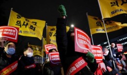 CNA解释：为什么韩国成千上万的医生罢工，并无视最后期限重返工作岗位