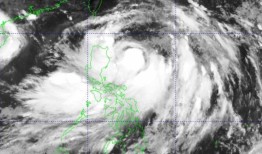 随着“船底娜”增强为强热带风暴，一号信号在吕宋岛上空上升