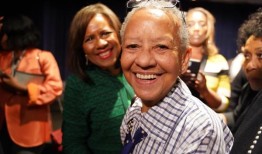 被誉为“黑人诗歌公主”去世，享年81岁