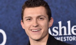 看看谁和汤姆·霍兰德一起主演即将上映的《西区罗密欧与朱丽叶》