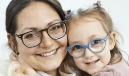 我女儿快要失明了，这可能是她看到的最后一个圣诞节了