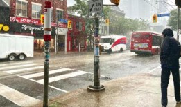 多伦多处于强雷暴警戒状态，降雨量可能达到每小时50毫米