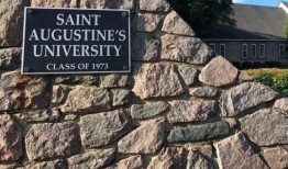 圣奥古斯丁大学董事会要求驳回校友诉讼