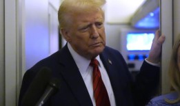 联邦法官暂时阻止特朗普政府冻结联邦拨款和贷款