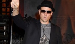 维尼·琼斯：克拉克森农场是这个国家30年来发生的最大的事情