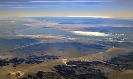 南加州的索尔顿海现在一年到头都很臭，让人们的哮喘更严重：罪魁祸首是什么？细菌