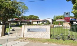 据报道，青少年因误食青蛙叔叔的蘑菇软糖而住院