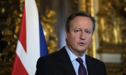 大卫·卡梅伦：如果红海袭击继续，英国准备再次打击也门胡塞武装