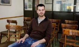 红海袭击造成的创伤加剧了海员短缺