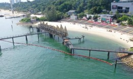 石油泄漏清理：圣淘沙海滩“进展良好”;超过14万公斤的油浸砂被清除