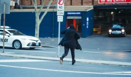 一名女子在Tinder上约会，据称在NRL比赛后被轮奸