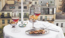 在韦斯·安德森电影里的巴黎酒店里