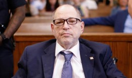 特朗普竞选备忘录因关键问题威胁工作人员