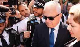 英国广播公司前播音员休·爱德华兹的垮台：事件时间表