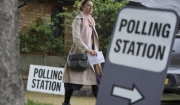 在英国大选的最后几个小时，苏纳克(Sunak)战斗到最后，而工党(Labour)的斯塔默(Starmer)则着眼于胜利